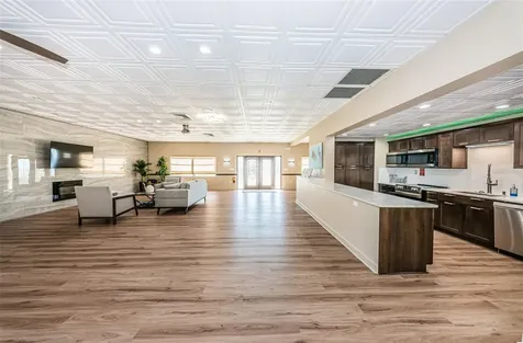 476 Boca Ciega Point Boulevard S St Petersburg FL 33708