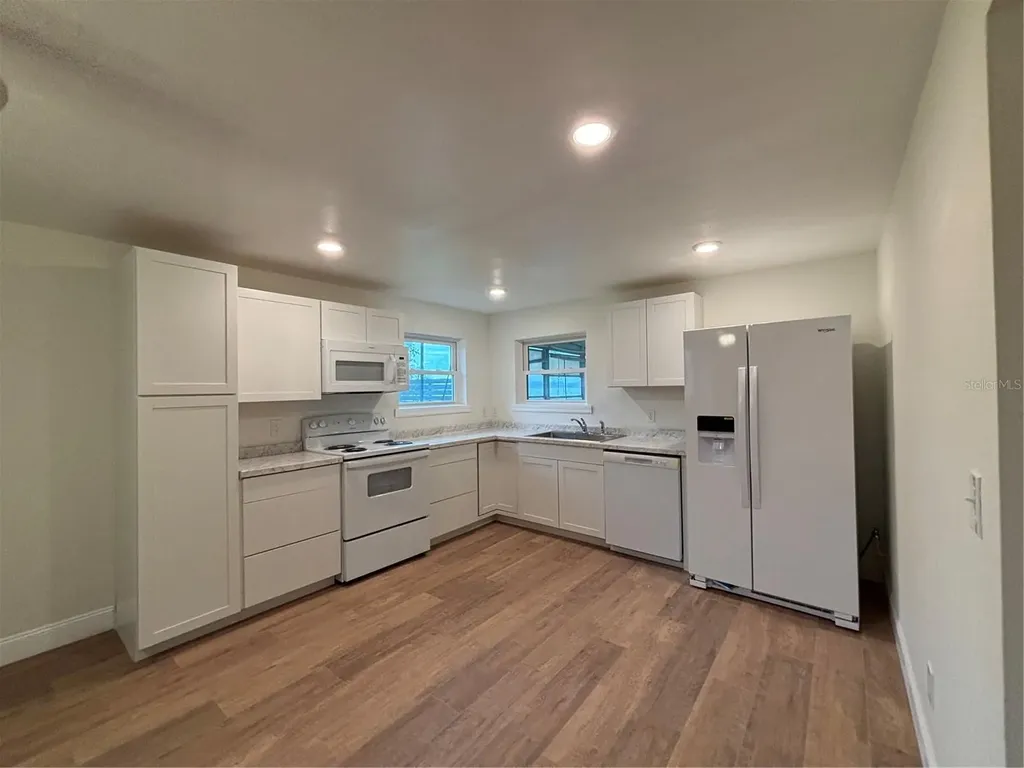 912 Lake Jessie Drive Winter Haven FL 33881