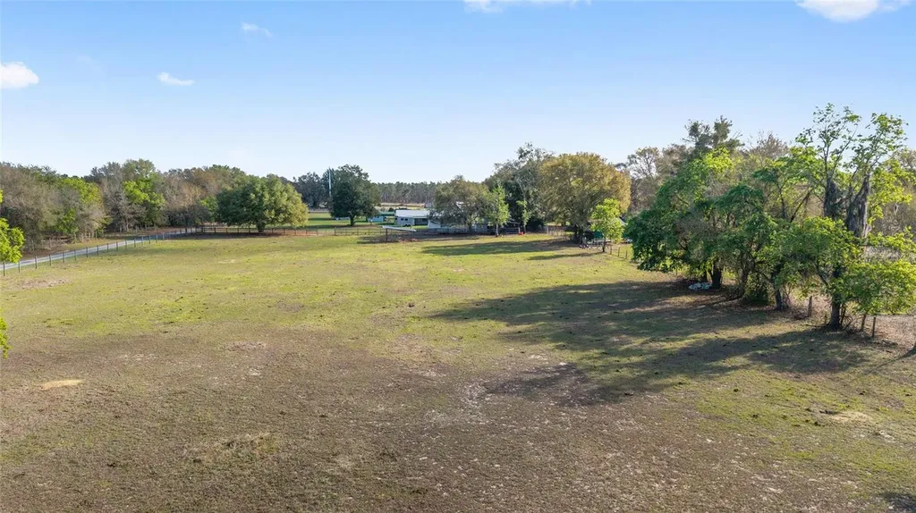 12620 SE Maricamp Road Ocklawaha FL 32179