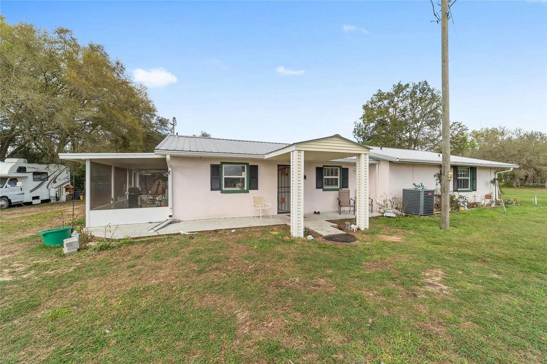 12620 SE Maricamp Road Ocklawaha FL 32179