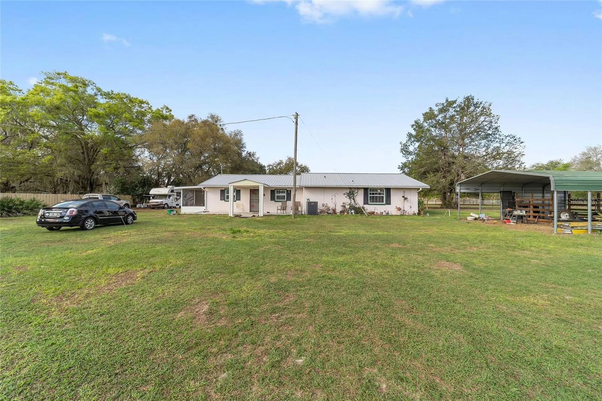 12620 SE Maricamp Road Ocklawaha FL 32179