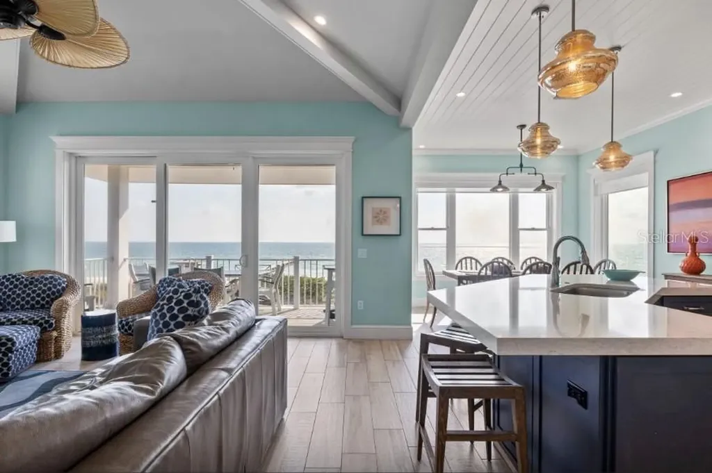 903 Gulf Drive S Bradenton Beach FL 34217