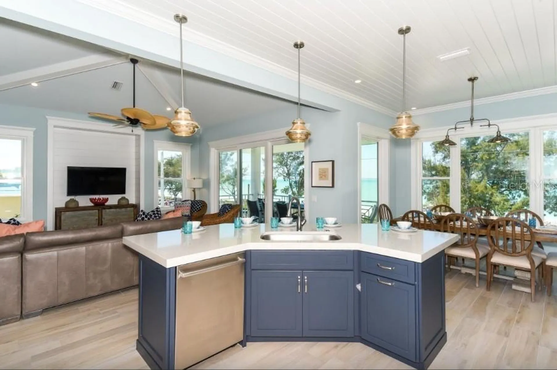 903 Gulf Drive S Bradenton Beach FL 34217