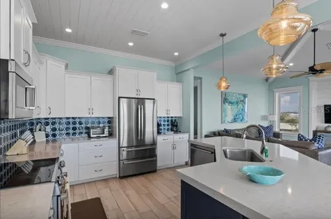 903 Gulf Drive S Bradenton Beach FL 34217