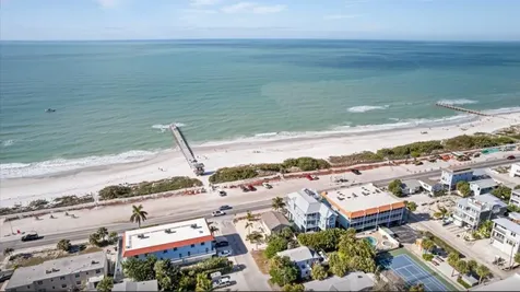 903 Gulf Drive S Bradenton Beach FL 34217