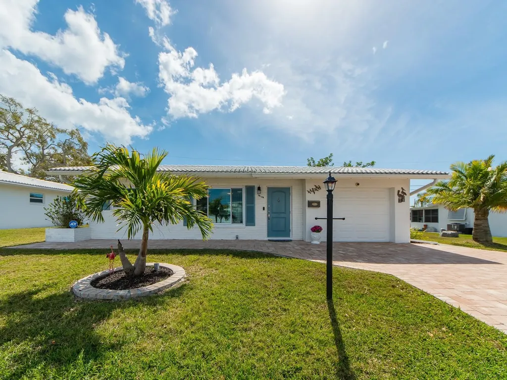 14104 88th Avenue Seminole FL 33776