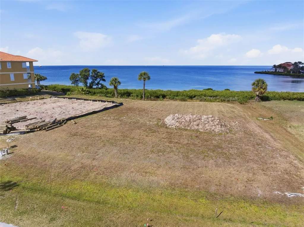 26 Harborpointe Drive Port Richey FL 34668