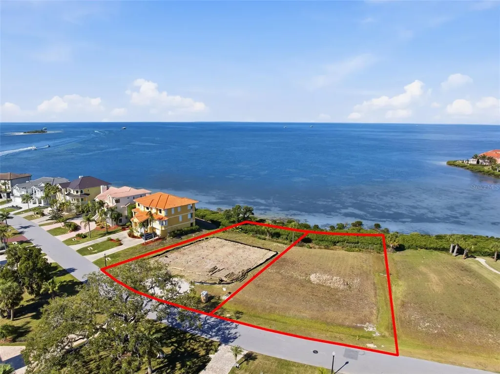 26 Harborpointe Drive Port Richey FL 34668