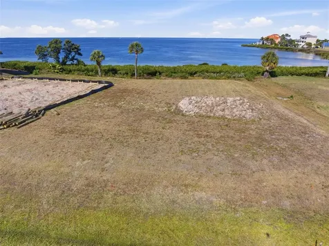 26 Harborpointe Drive Port Richey FL 34668