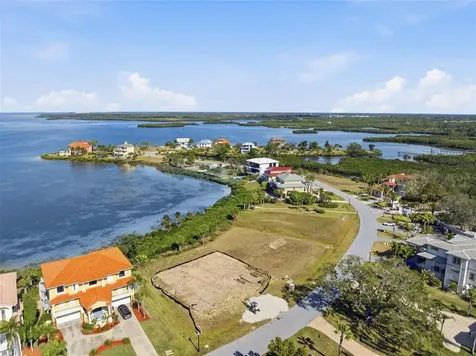 26 Harborpointe Drive Port Richey FL 34668