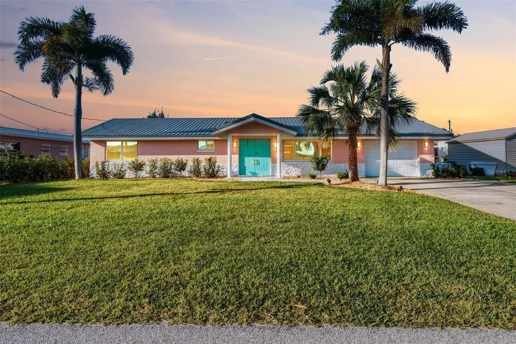 105 Leland Street SE Port Charlotte FL 33952