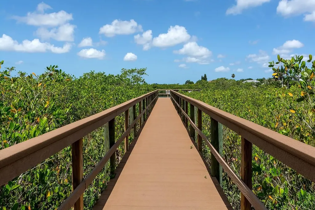 1428 Blue Horizon Circle Bradenton FL 34208