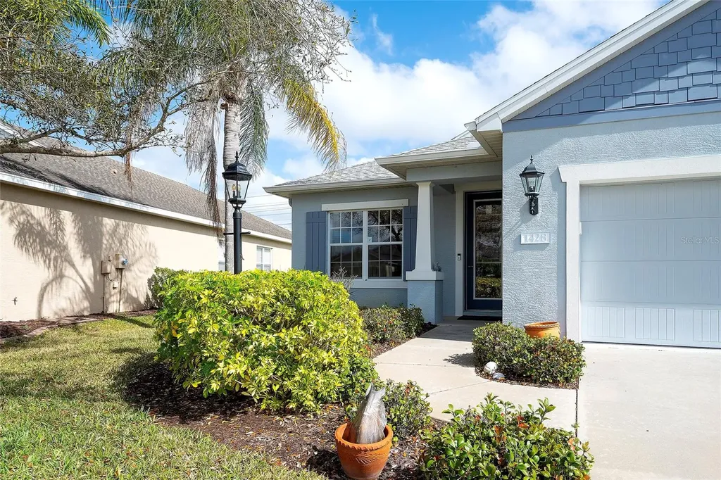 1428 Blue Horizon Circle Bradenton FL 34208