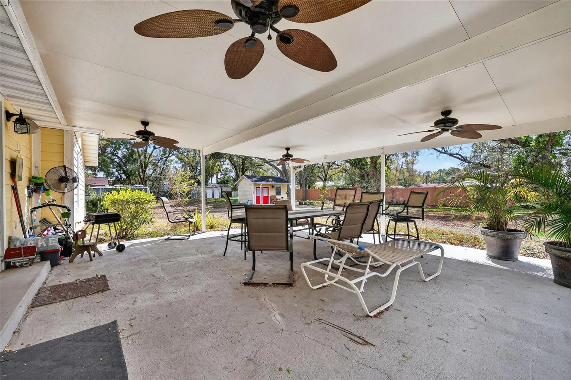 10262 Memorial Highway Tampa FL 33615