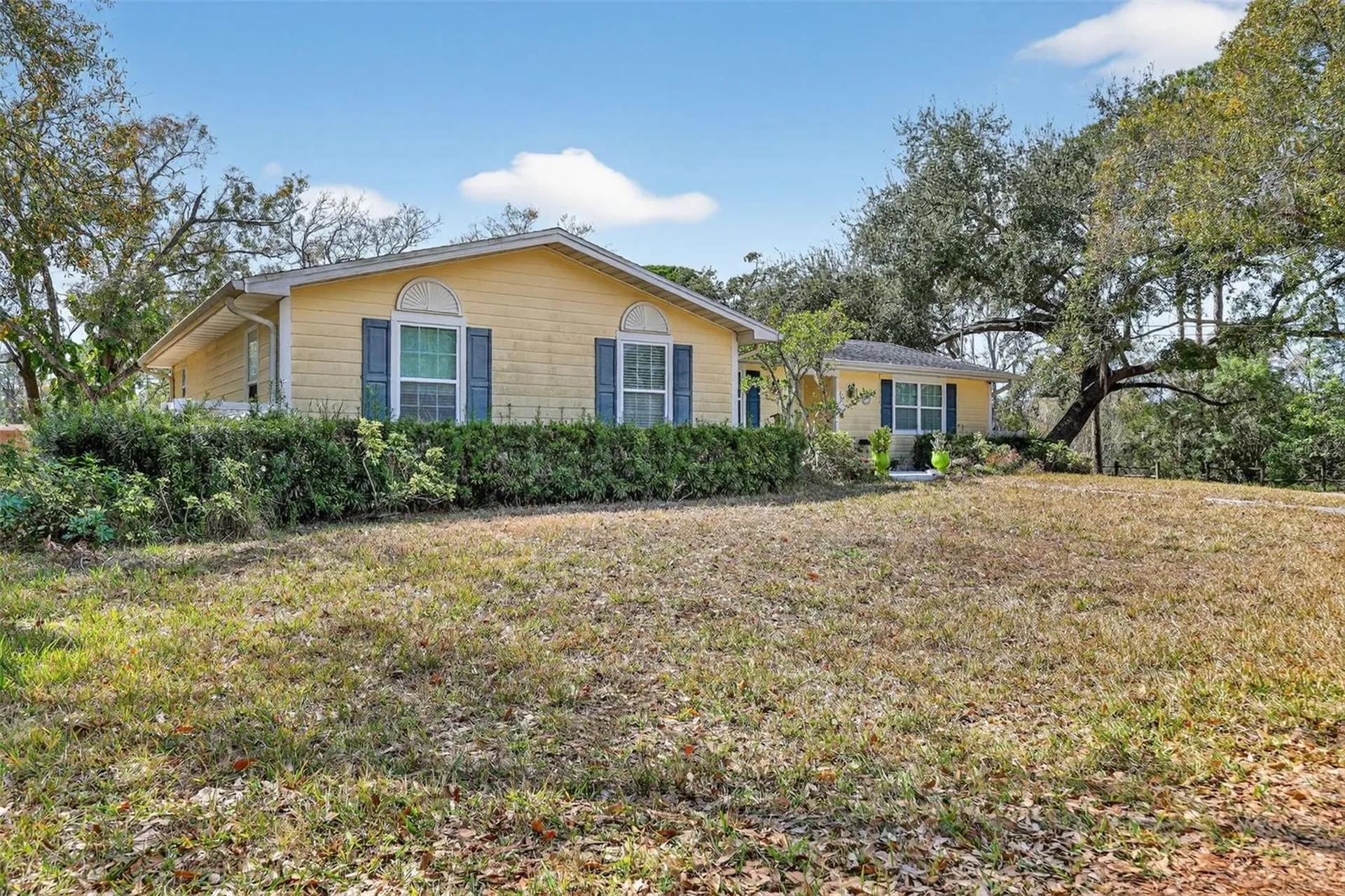 10262 Memorial Highway Tampa FL 33615