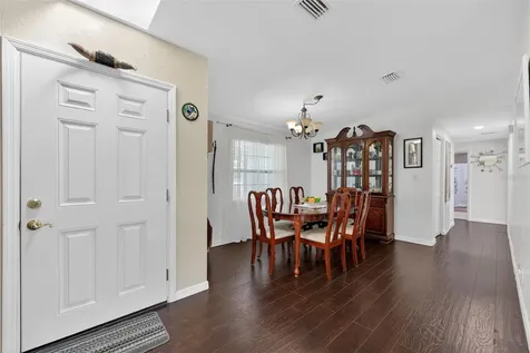 10262 Memorial Highway Tampa FL 33615