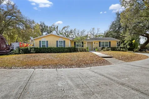 10262 Memorial Highway Tampa FL 33615