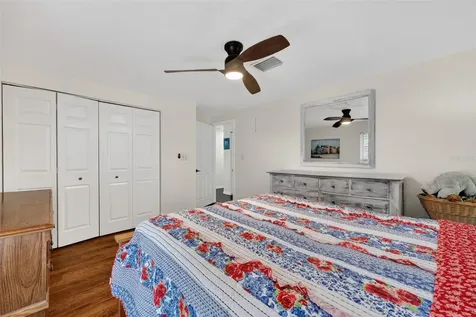 10262 Memorial Highway Tampa FL 33615