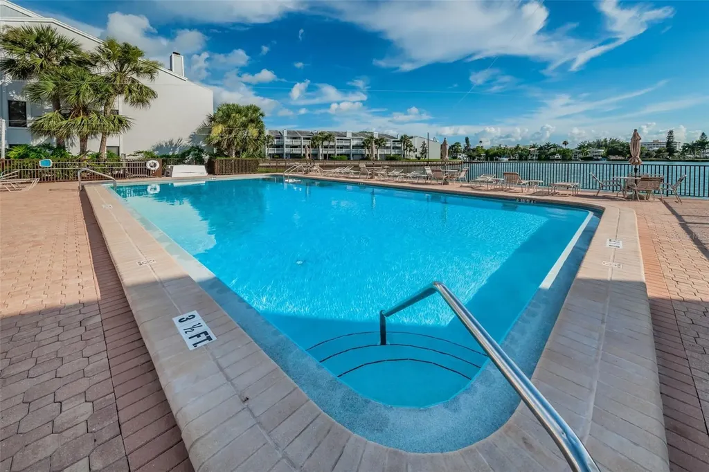 12334 Capri Circle N Treasure Island FL 33706