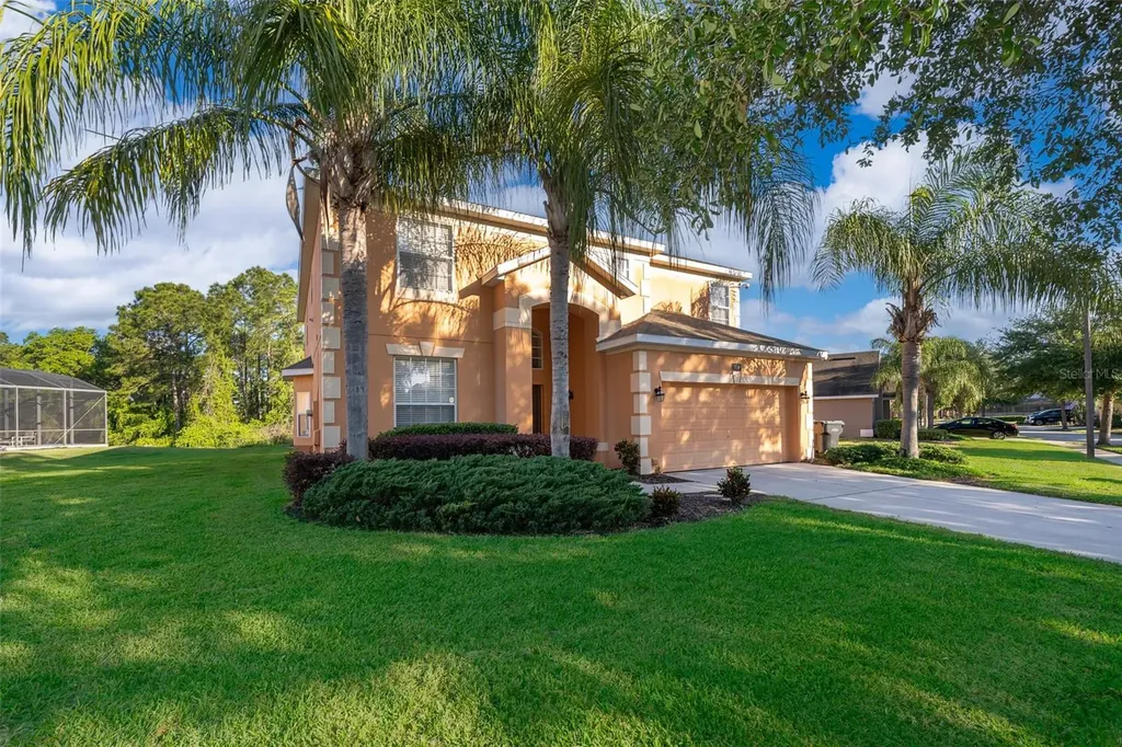 906 Orange Cosmos Boulevard Davenport FL 33837