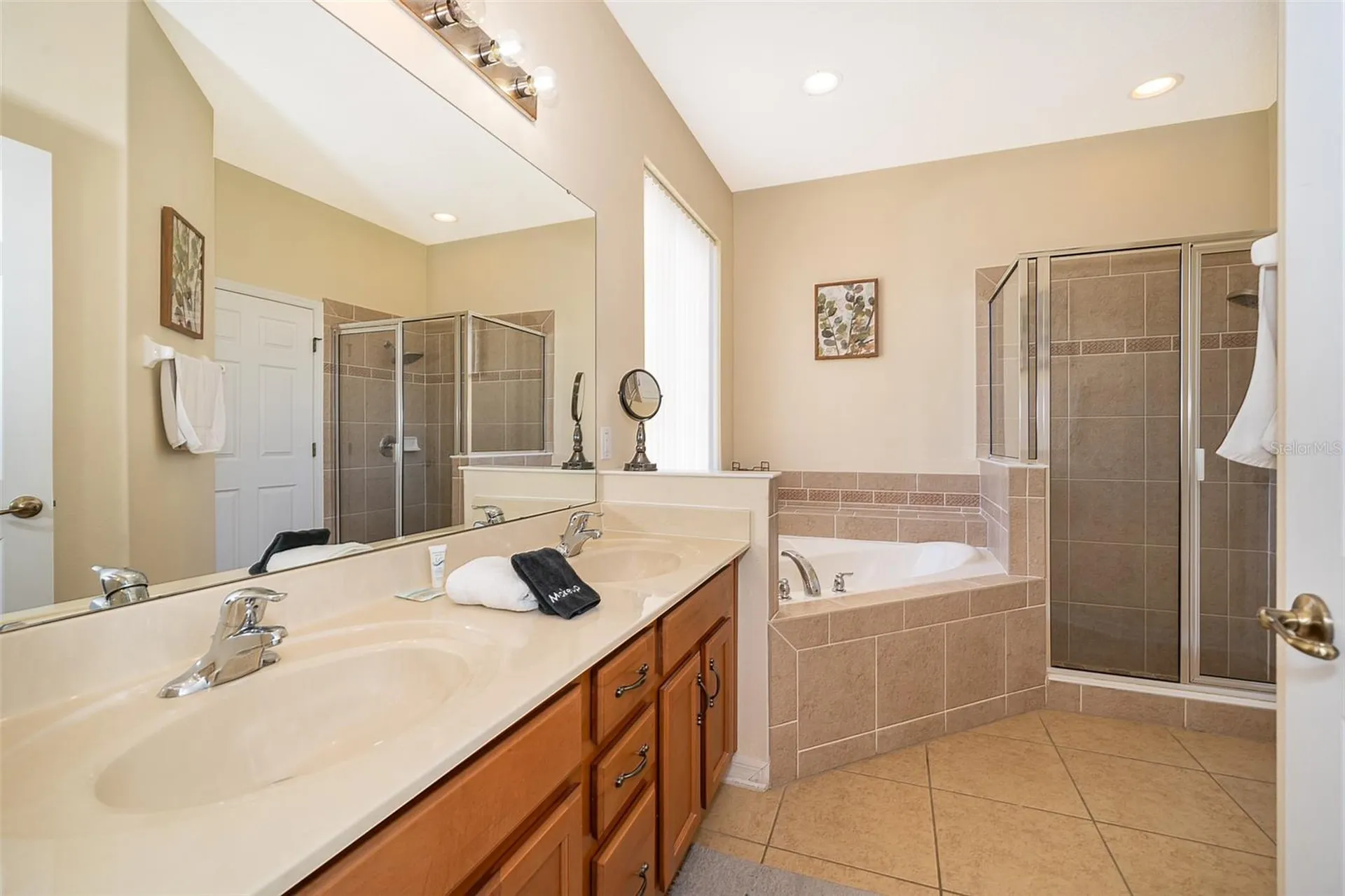 906 Orange Cosmos Boulevard Davenport FL 33837