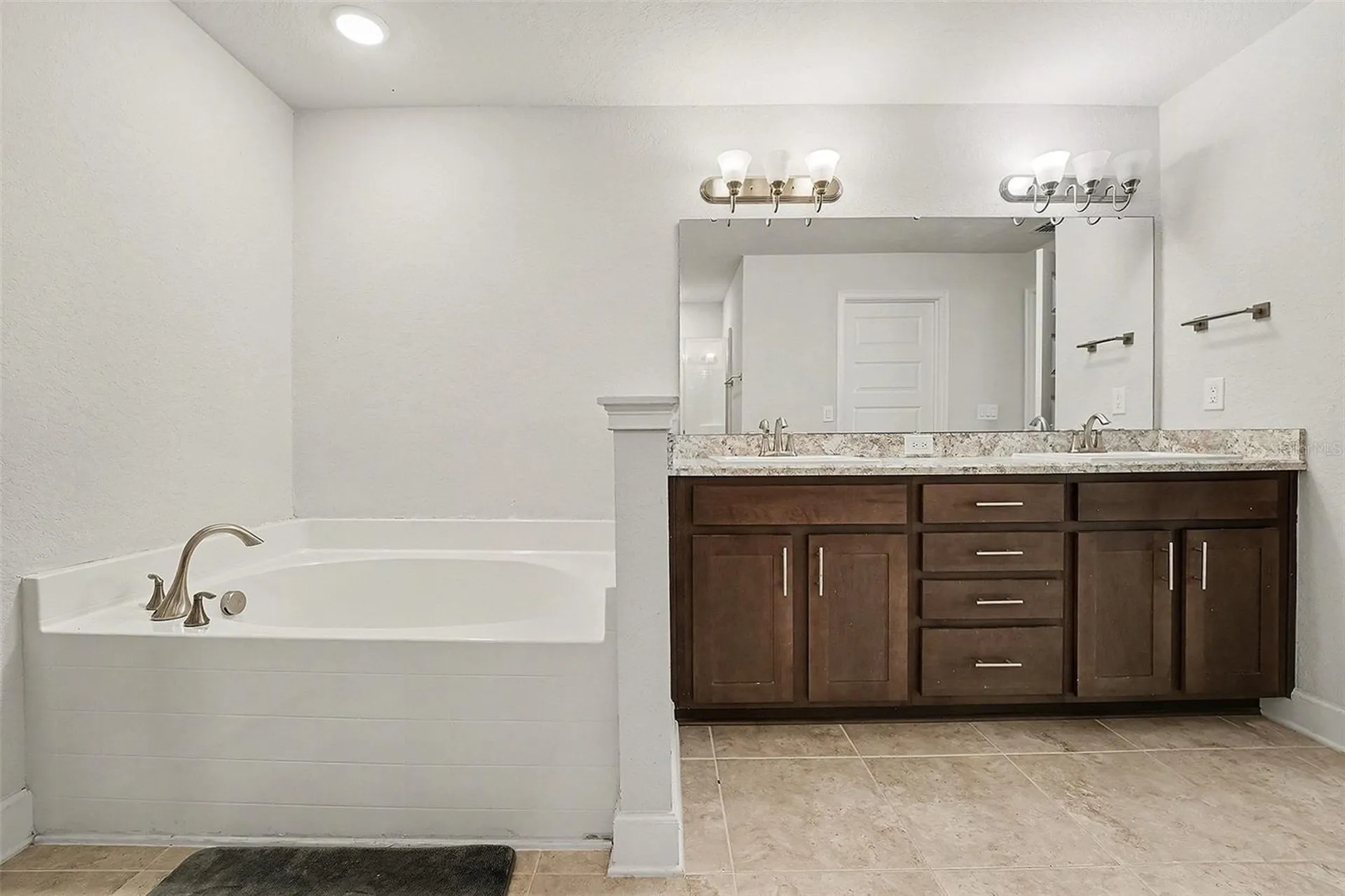380 Citrus Pointe Drive Davenport FL 33837