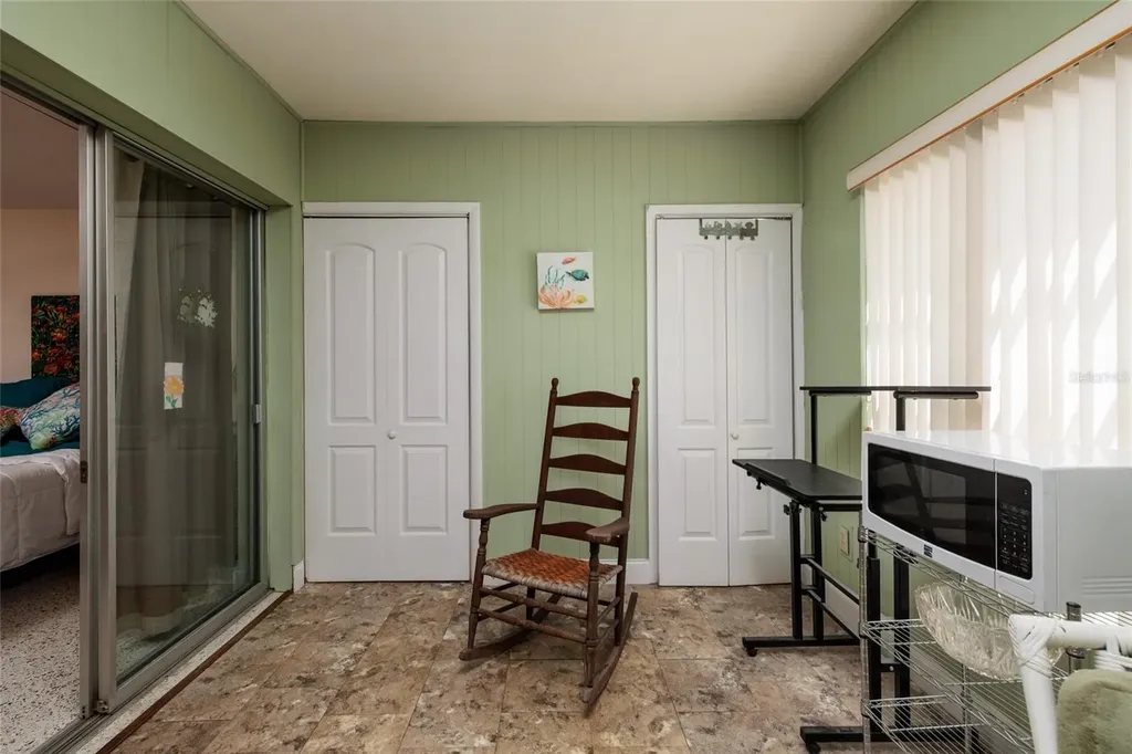 4143 56th Street N Kenneth City FL 33709