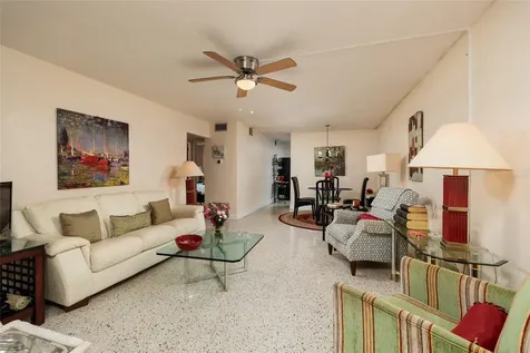 4143 56th Street N Kenneth City FL 33709
