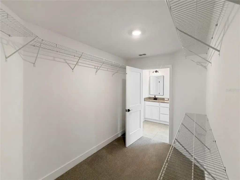 7618 Bent Tree Loop Harmony FL 34773