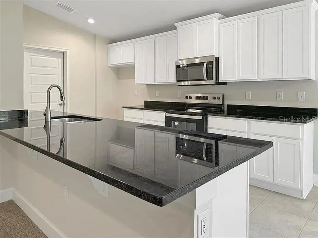 7618 Bent Tree Loop Harmony FL 34773