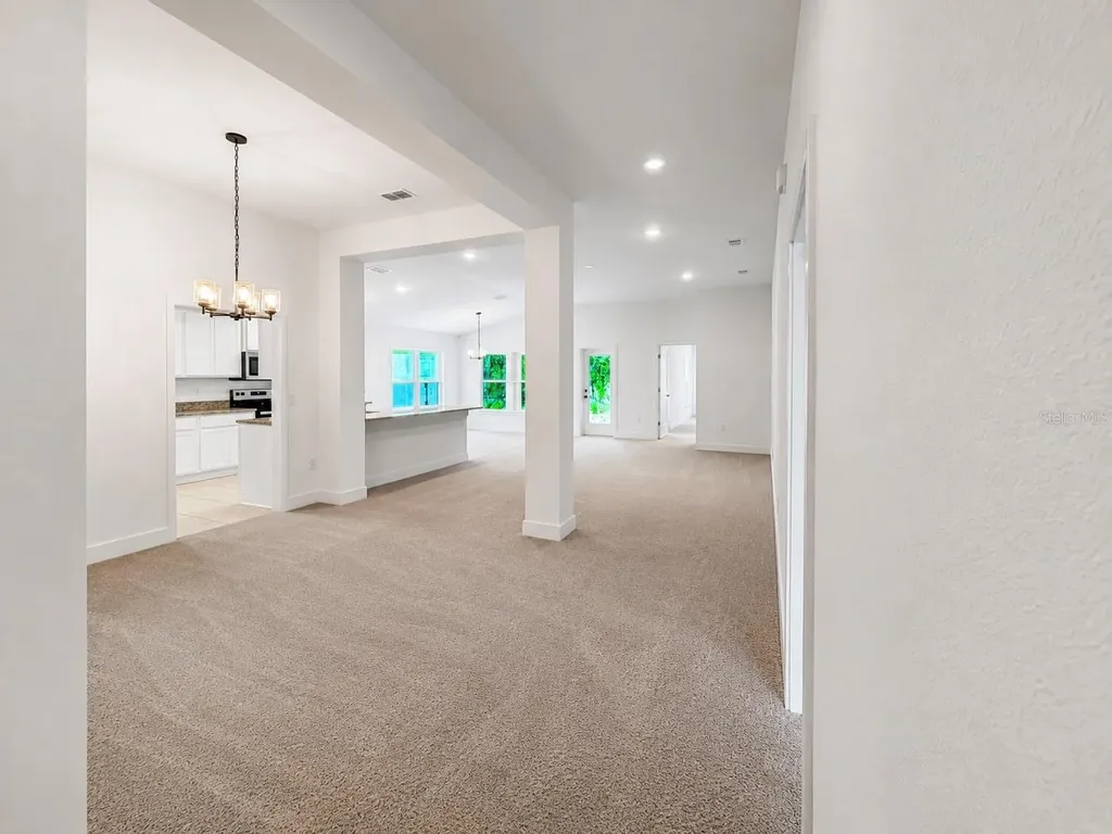 7618 Bent Tree Loop Harmony FL 34773
