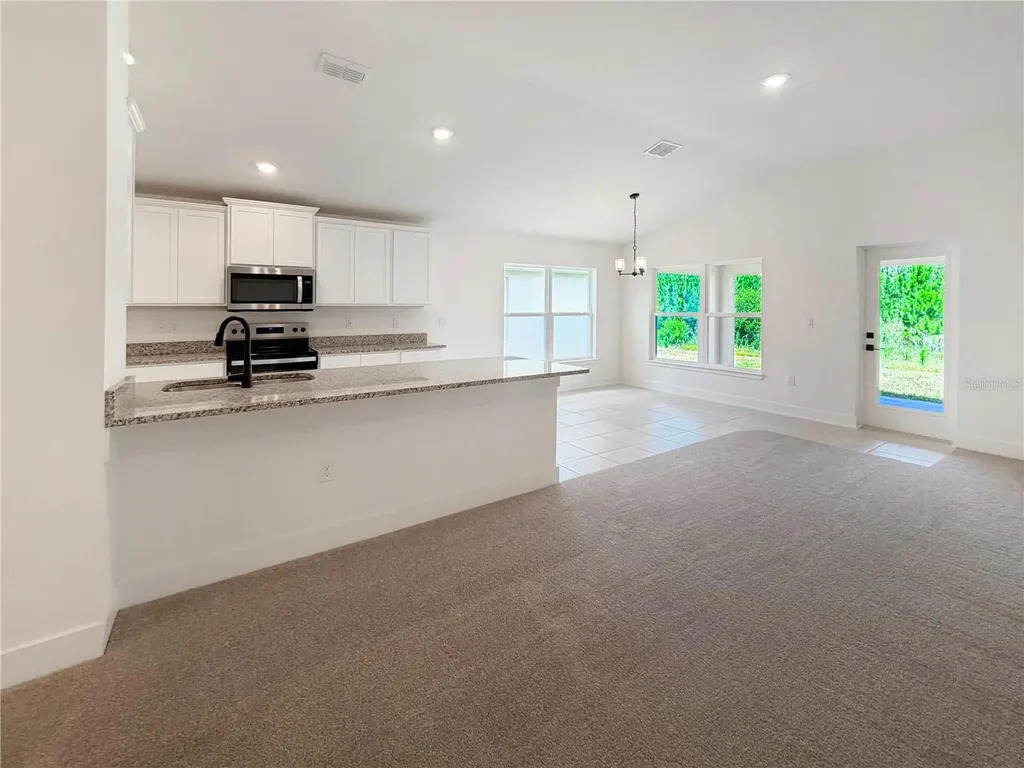 7618 Bent Tree Loop Harmony FL 34773
