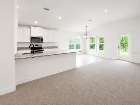 7618 Bent Tree Loop Harmony FL 34773