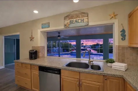 6205 Spanish Main Drive Apollo Beach FL 33572