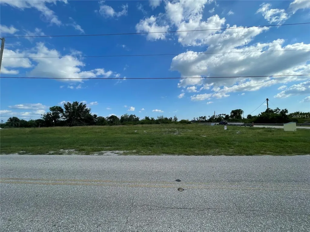12743 Foresman Boulevard Port Charlotte FL 33981