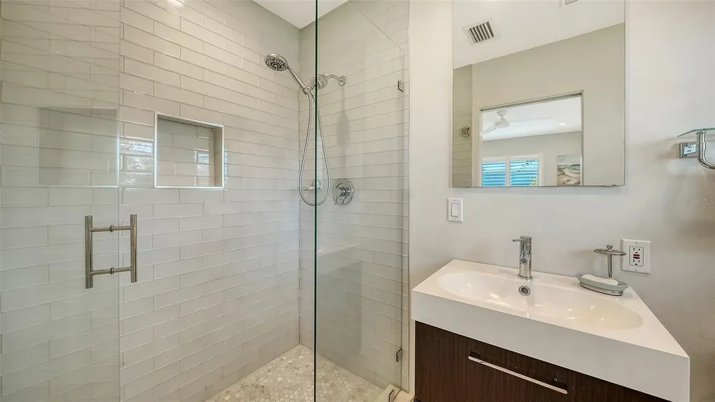 2323 Grove Street Sarasota FL 34239
