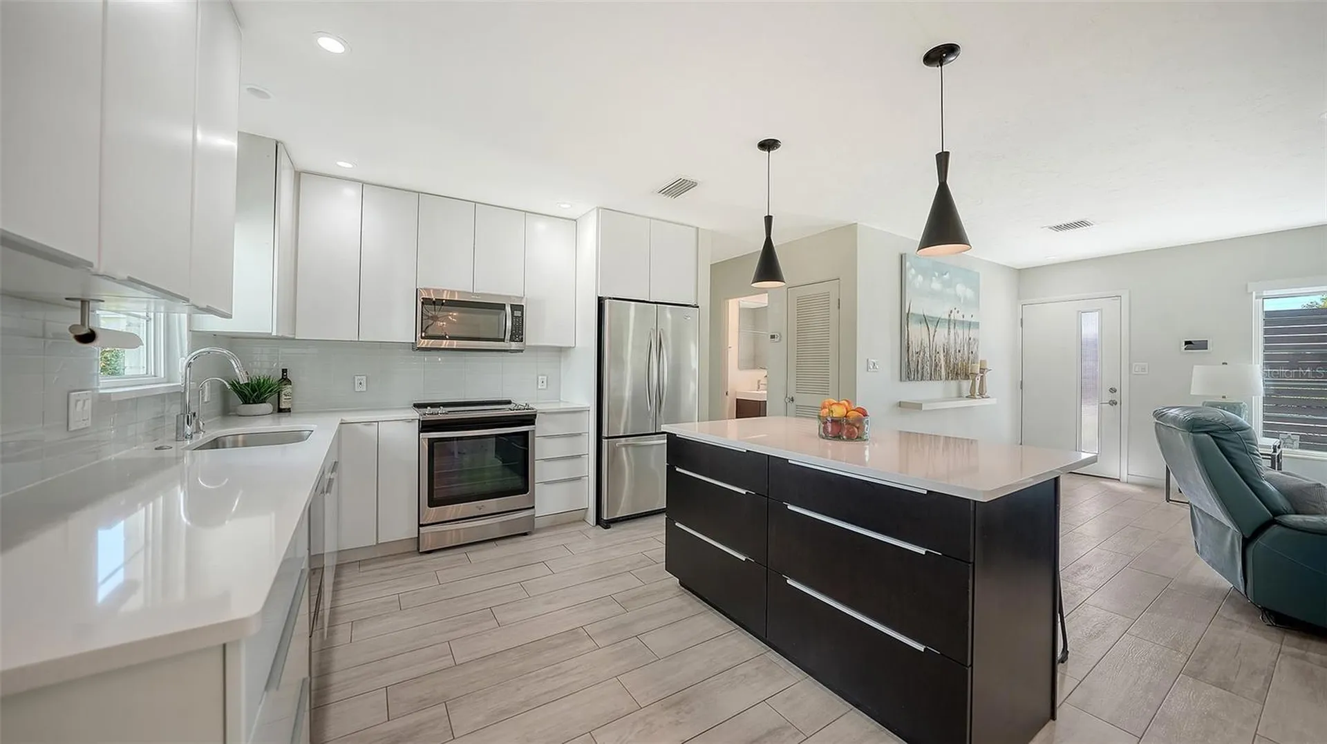 2323 Grove Street Sarasota FL 34239