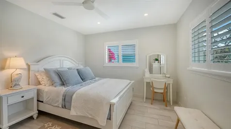 2323 Grove Street Sarasota FL 34239