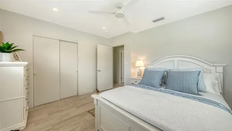 2323 Grove Street Sarasota FL 34239