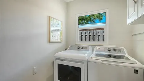 2323 Grove Street Sarasota FL 34239