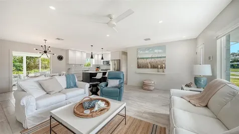 2323 Grove Street Sarasota FL 34239