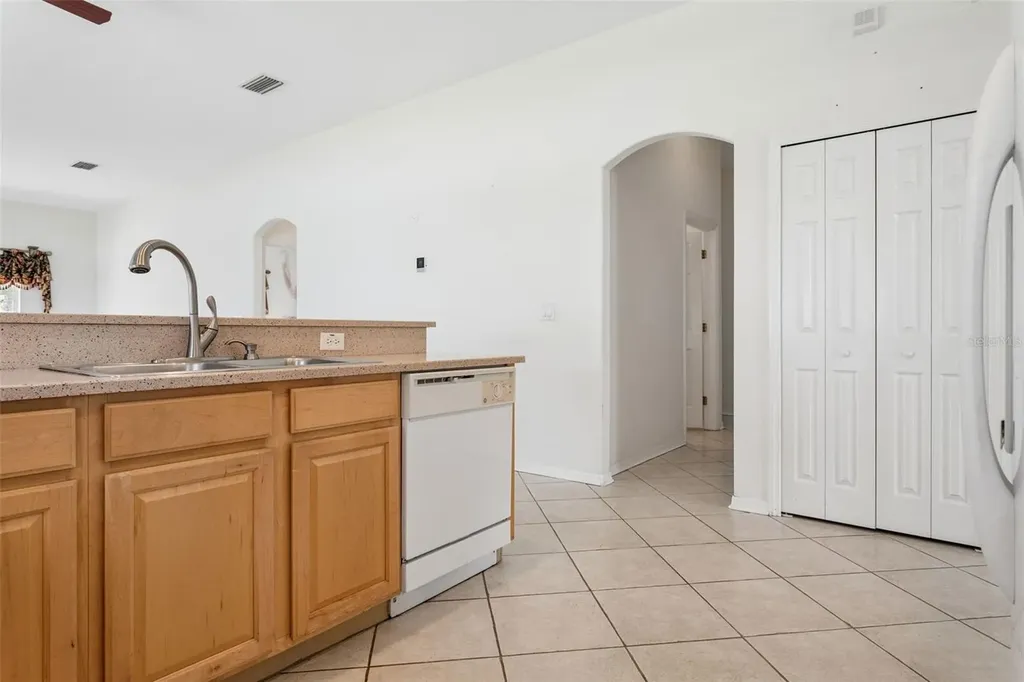 5246 Braddock Drive Zephyrhills FL 33541