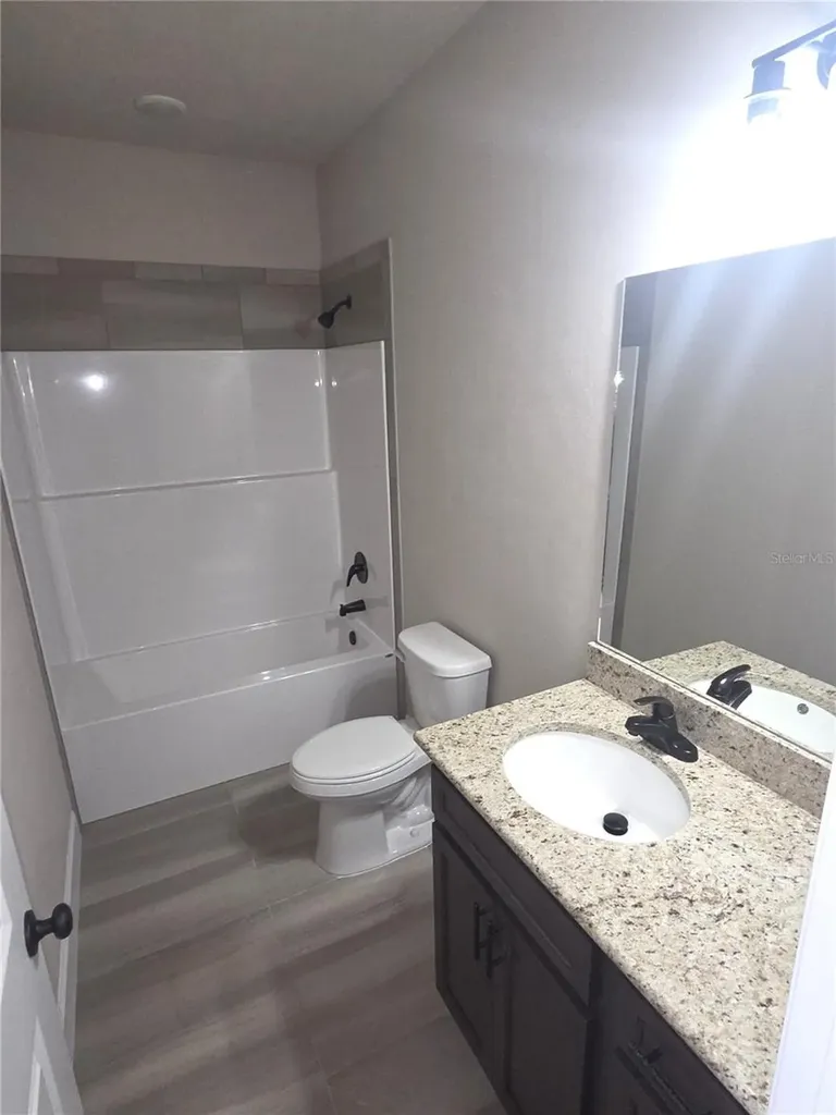 24338 SW 18th Lane Newberry FL 32669