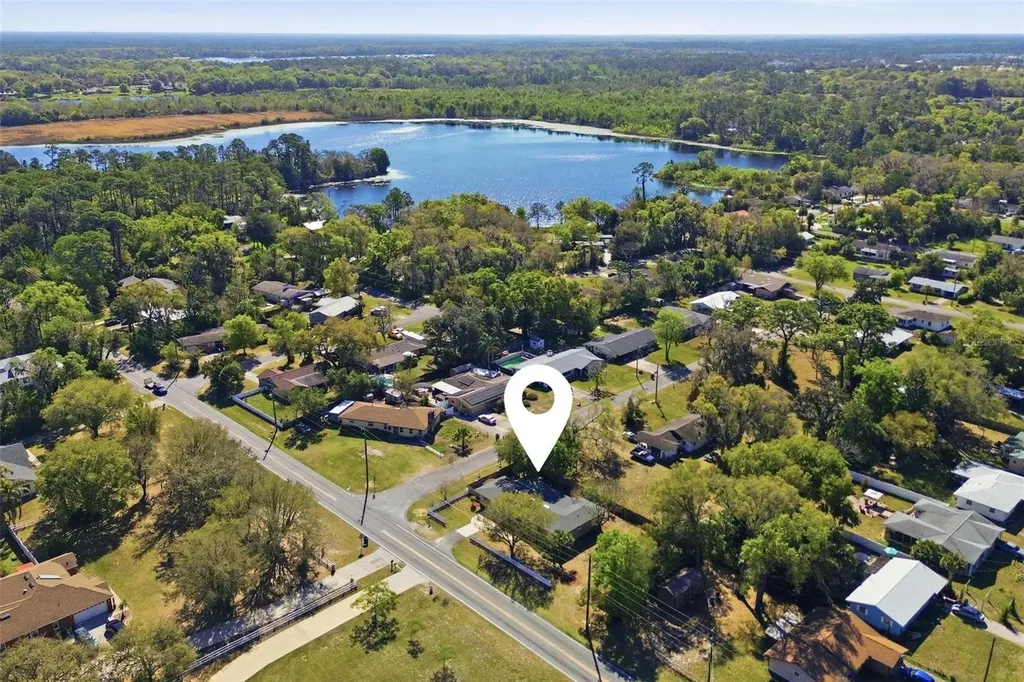 1530 E Minnesota Avenue Deland FL 32724