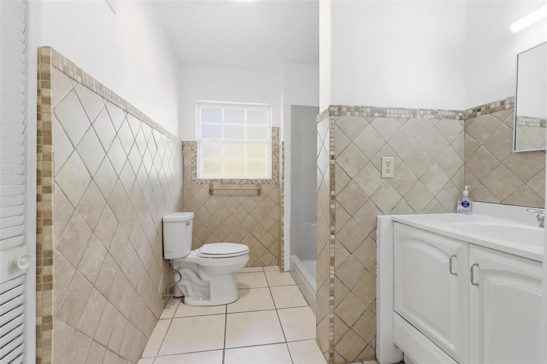 1530 E Minnesota Avenue Deland FL 32724