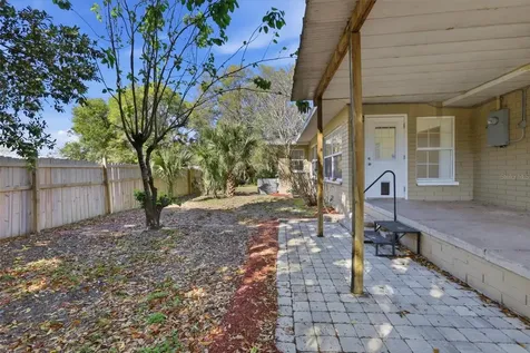 1530 E Minnesota Avenue Deland FL 32724