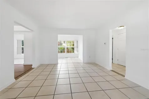 1530 E Minnesota Avenue Deland FL 32724