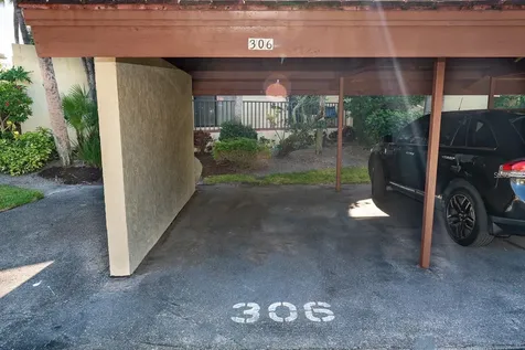 6472 Seagull Drive Bradenton FL 34210