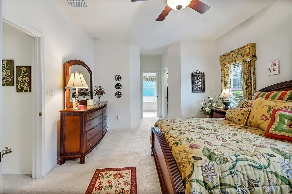 24128 Robinwood Street Leesburg FL 34748