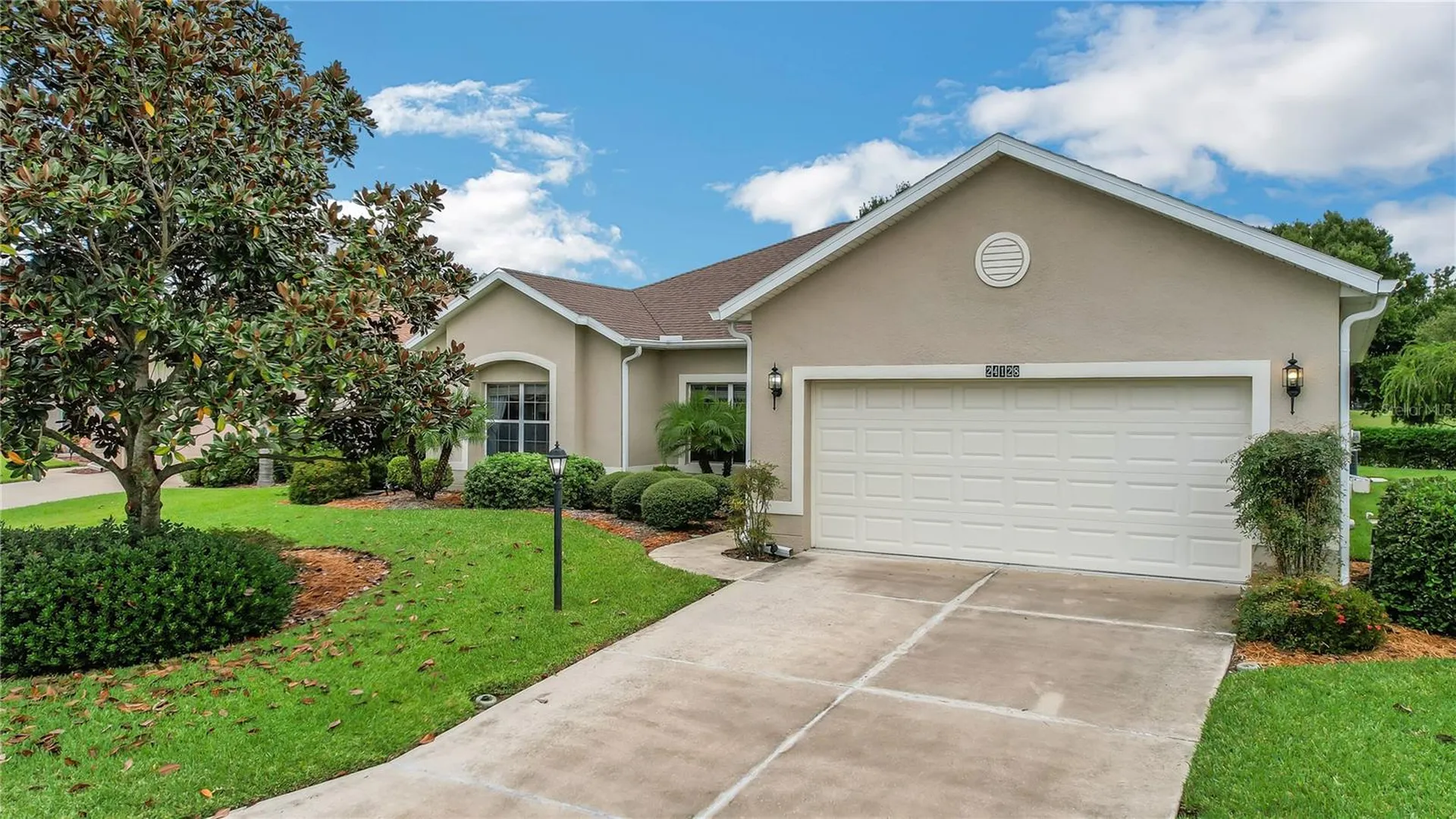 24128 Robinwood Street Leesburg FL 34748